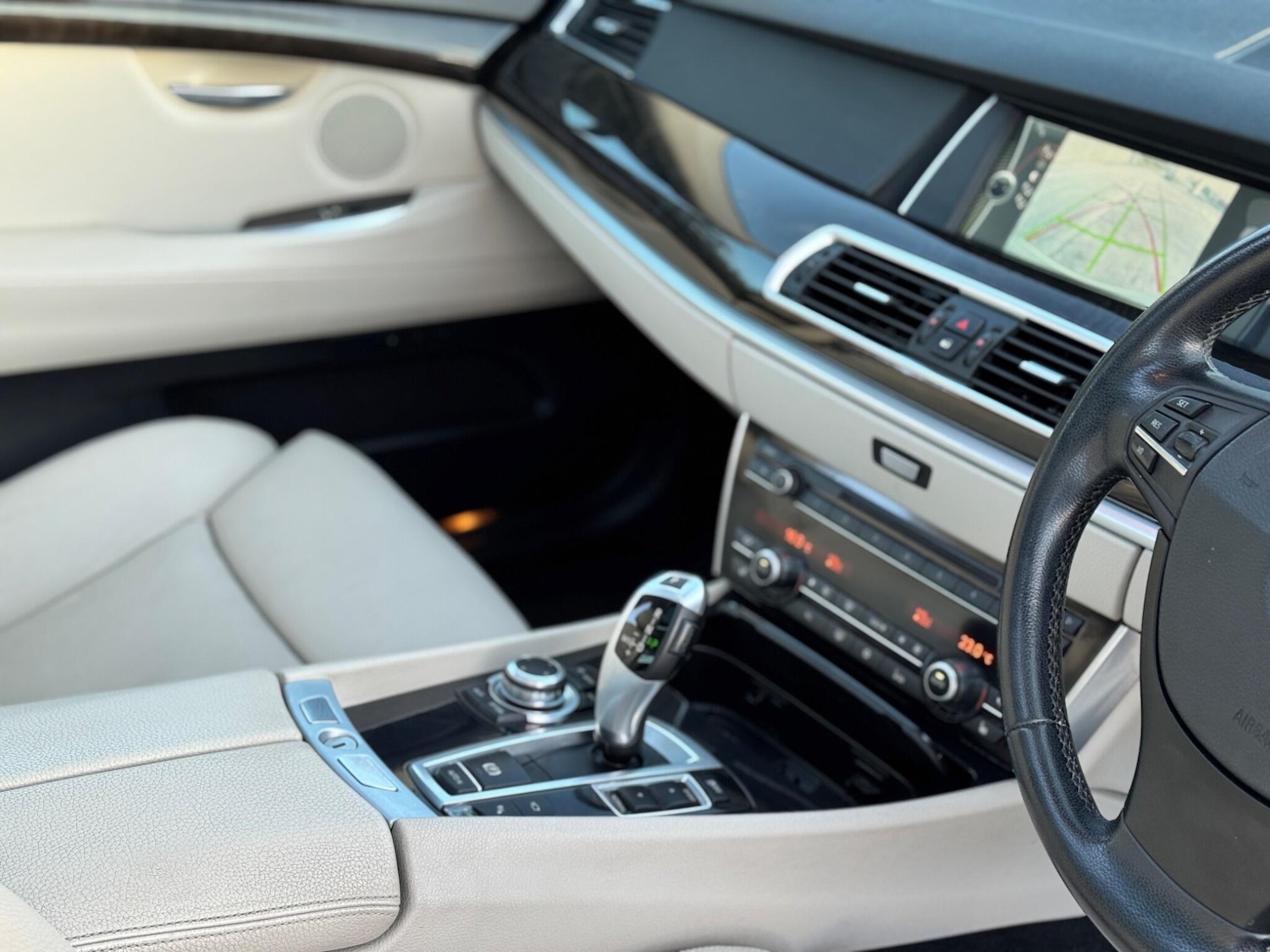 Used BMW 5 Series 2010 for sale - 76671383: Photo 22