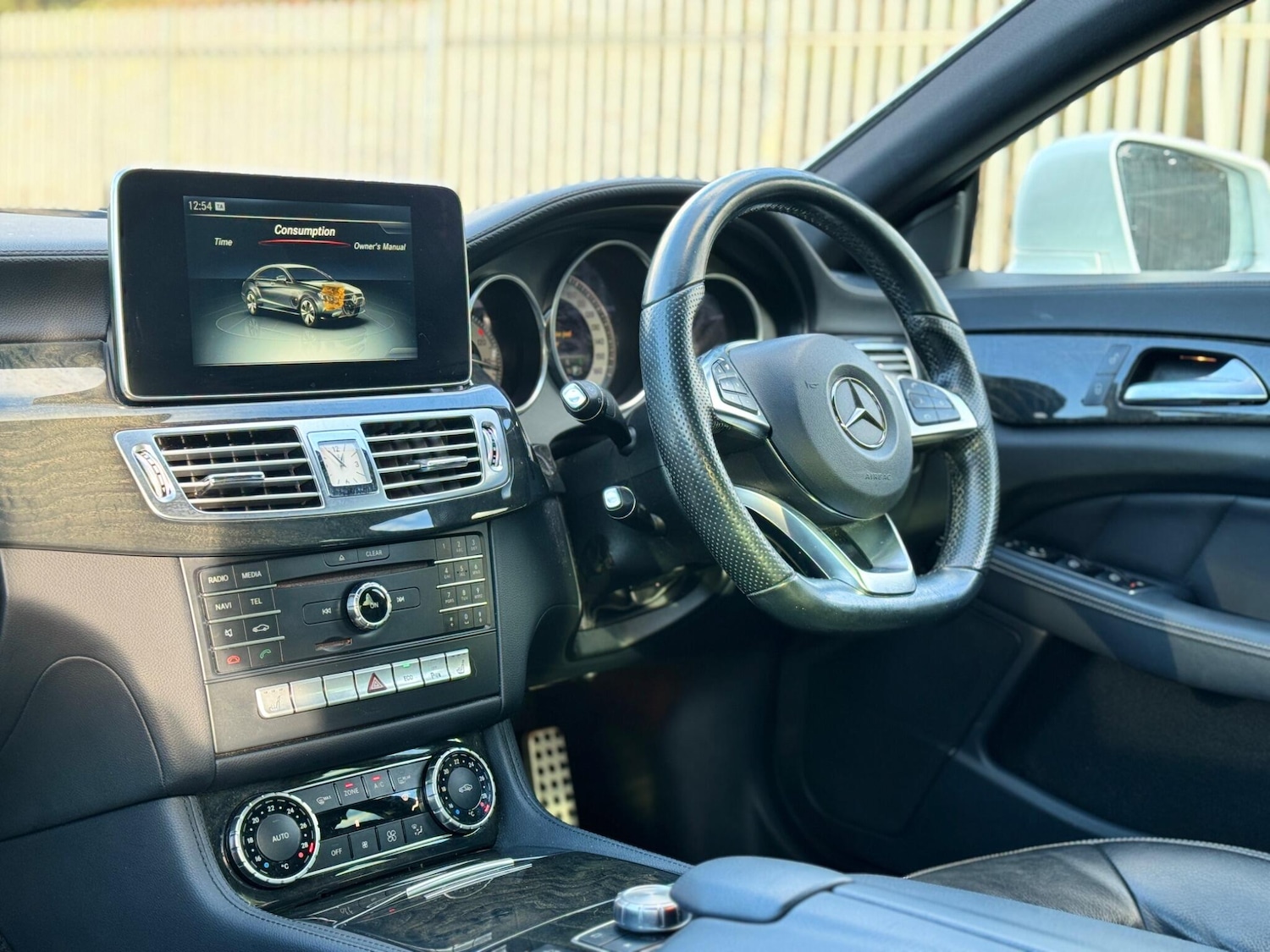 Used Mercedes-Benz CLS 2015 for sale - 76671592: Photo 21