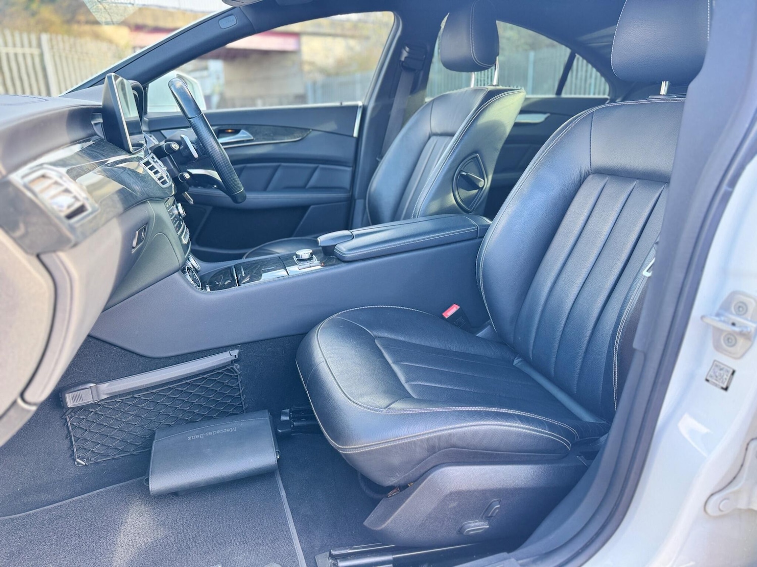 Used Mercedes-Benz CLS 2015 for sale - 76671592: Photo 23