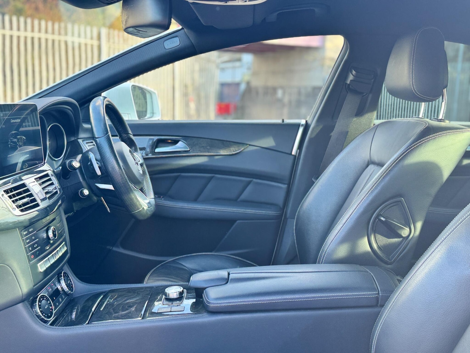 Used Mercedes-Benz CLS 2015 for sale - 76671592: Photo 24