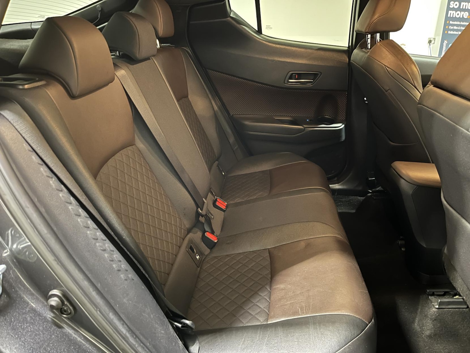 Used Toyota C-HR 2017 for sale - 76662885: Photo 21