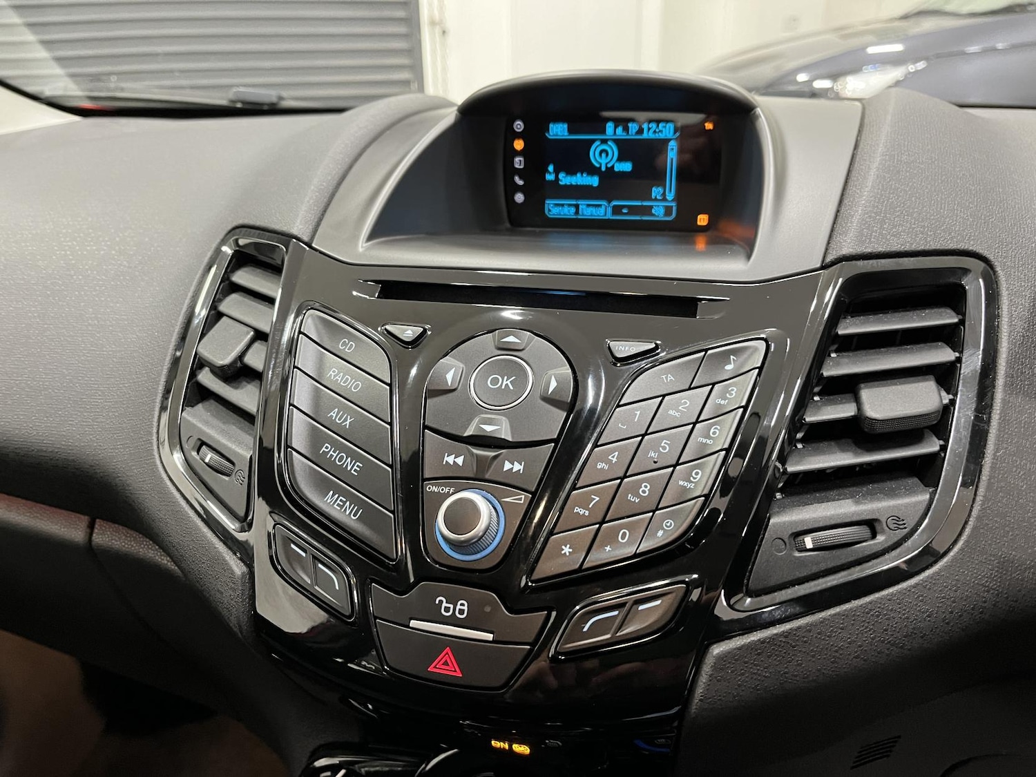 Used Ford Fiesta 2015 for sale - 76643884: Photo 24