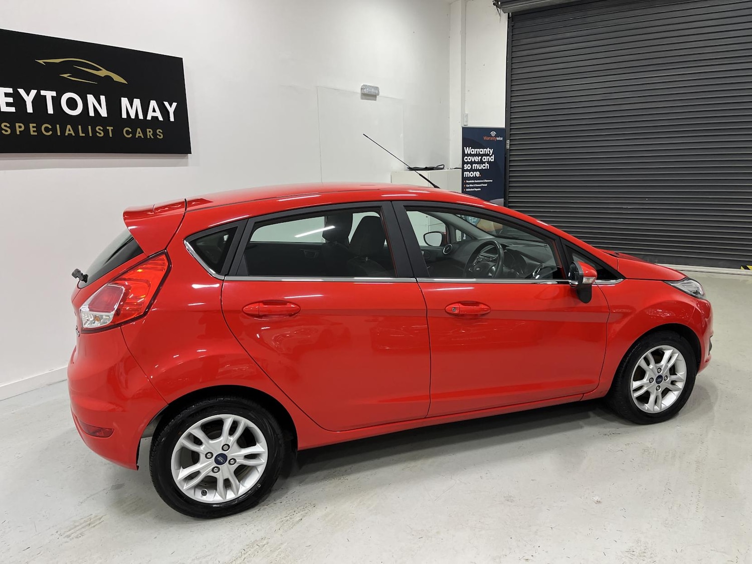 Used Ford Fiesta 2015 for sale - 76643884: Photo 4