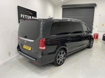 Used Mercedes-Benz V-Class 2019 for sale - 78366715: Photo