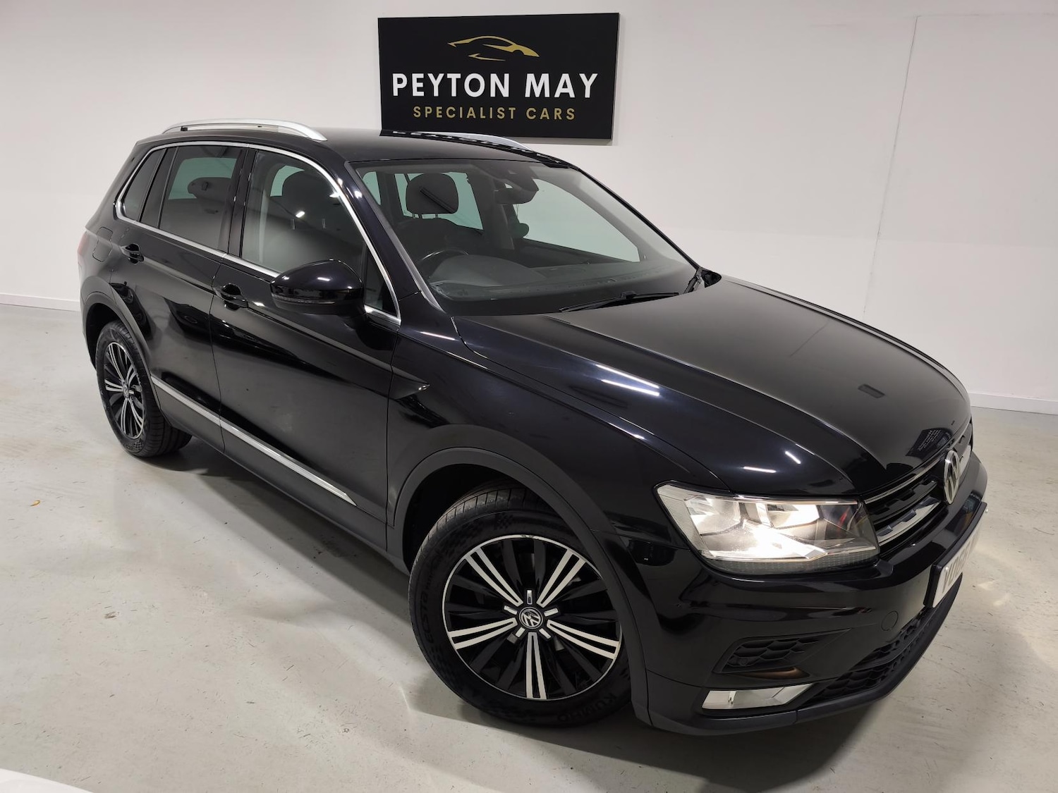 Used Volkswagen Tiguan 2016 for sale - 76662887: Photo 2