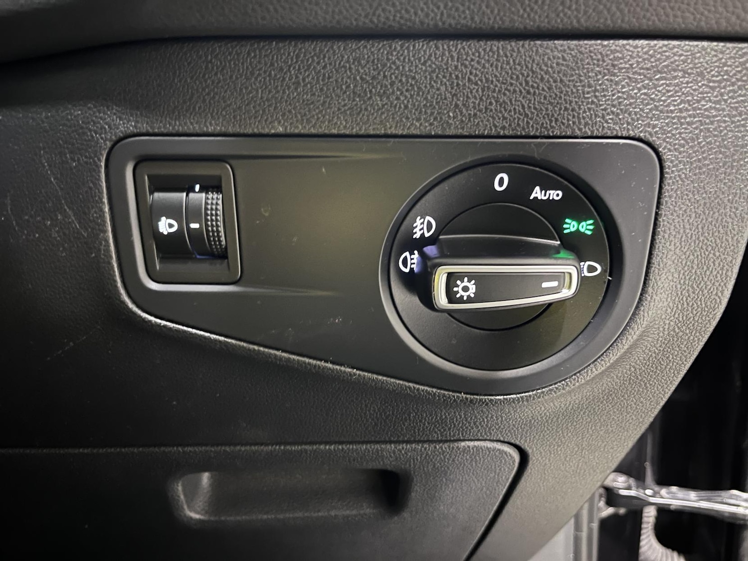 Used Volkswagen Tiguan 2016 for sale - 76662887: Photo 27