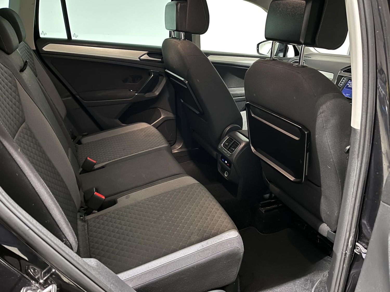 Used Volkswagen Tiguan 2016 for sale - 76662887: Photo 28