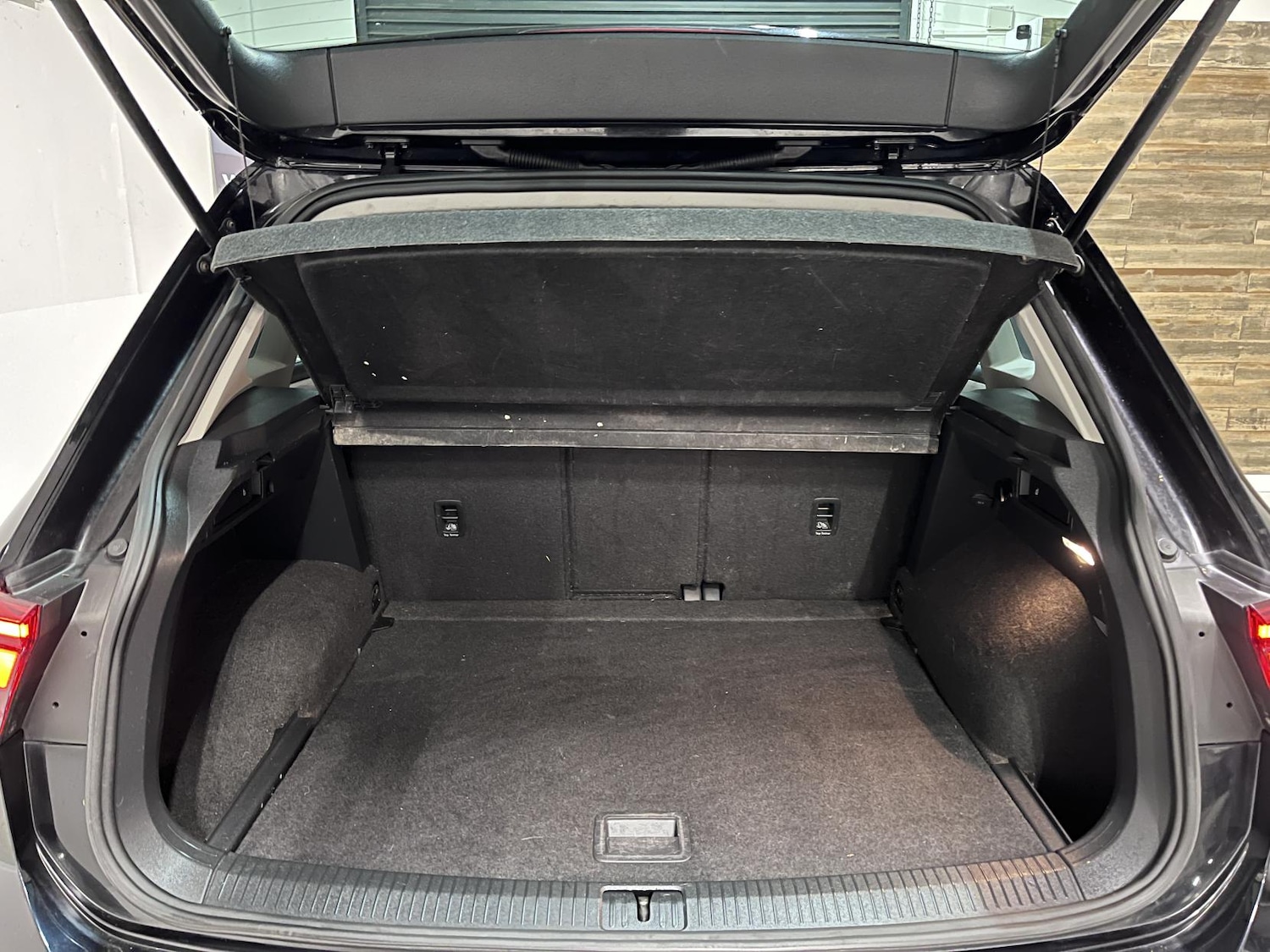 Used Volkswagen Tiguan 2016 for sale - 76662887: Photo 31