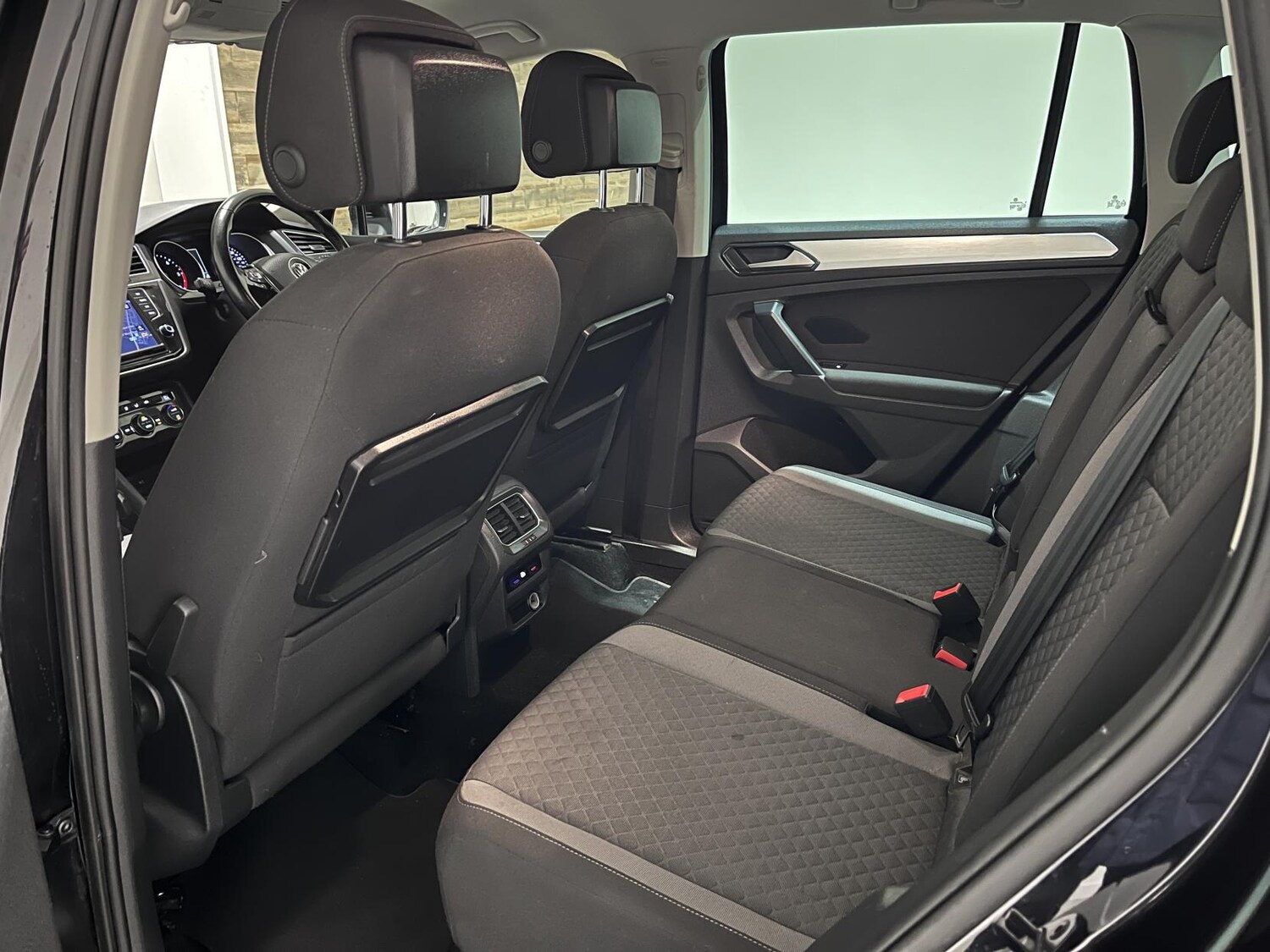 Used Volkswagen Tiguan 2016 for sale - 76662887: Photo 32