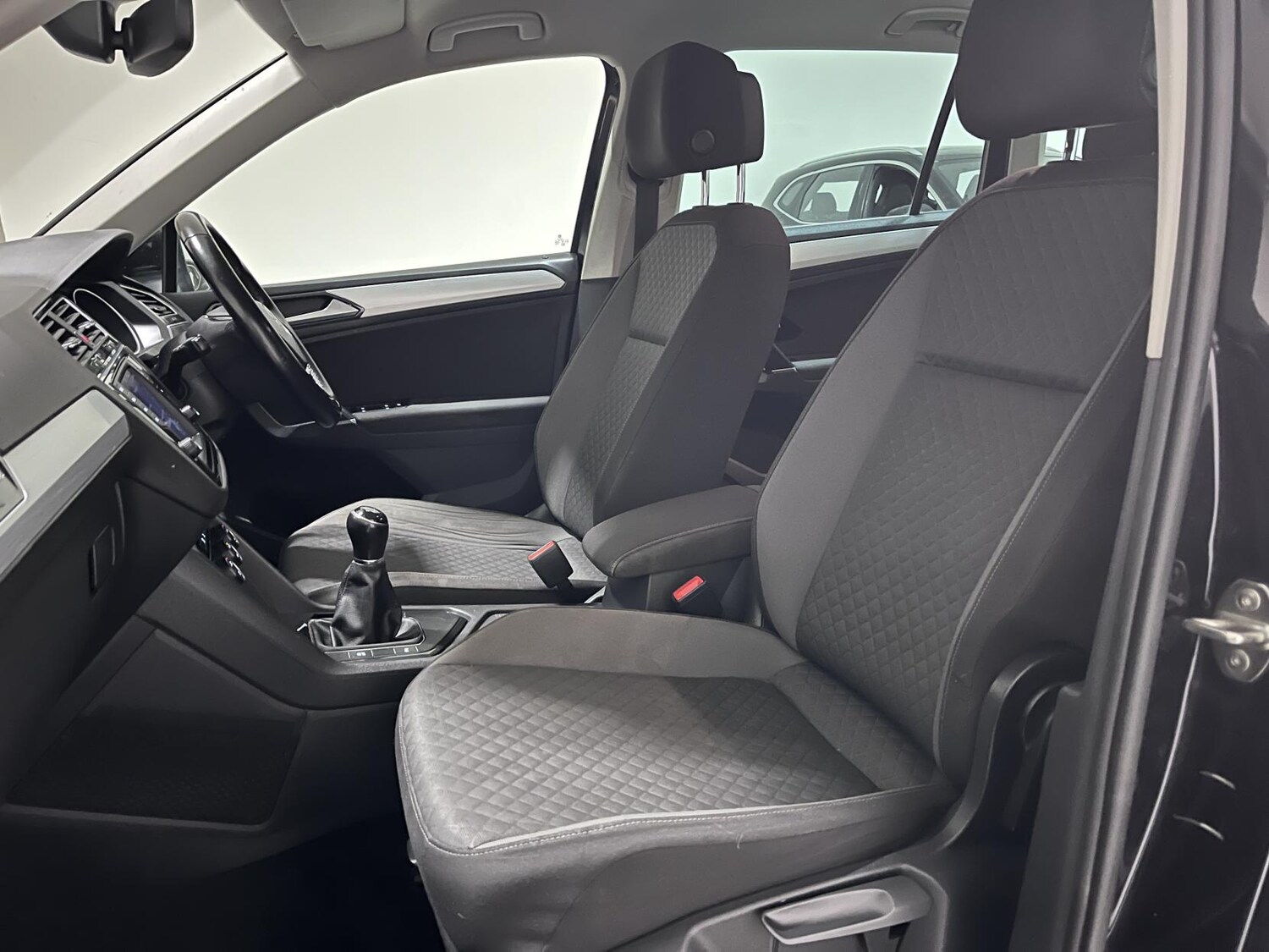 Used Volkswagen Tiguan 2016 for sale - 76662887: Photo 36