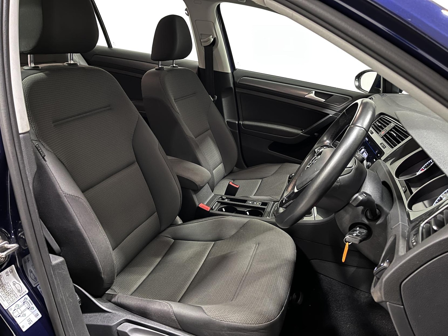 Used Volkswagen Golf 2018 for sale - 76662890: Photo 16