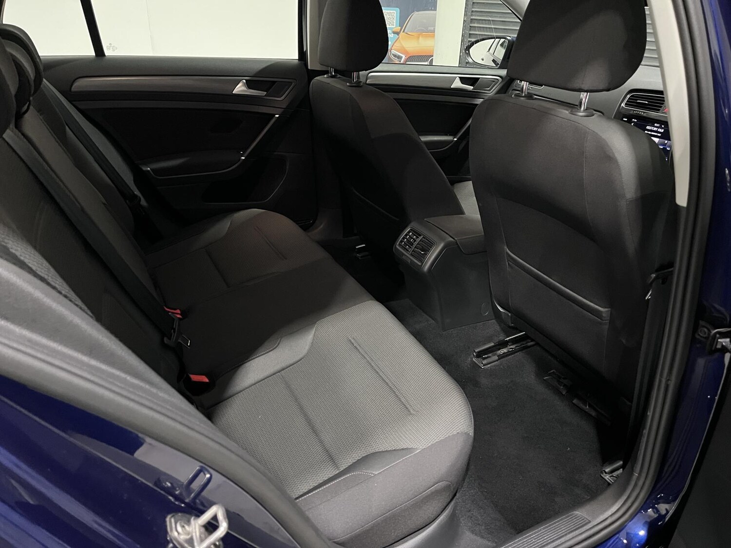 Used Volkswagen Golf 2018 for sale - 76662890: Photo 28