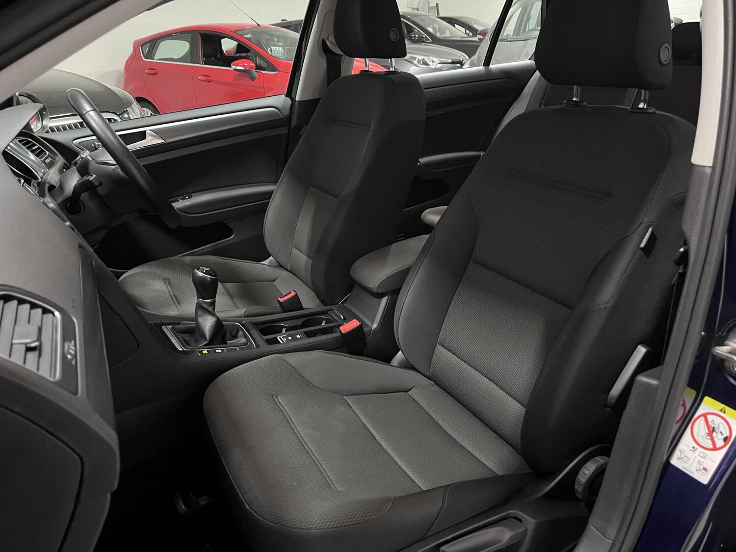 Used Volkswagen Golf 2018 for sale - 76662890: Photo 34