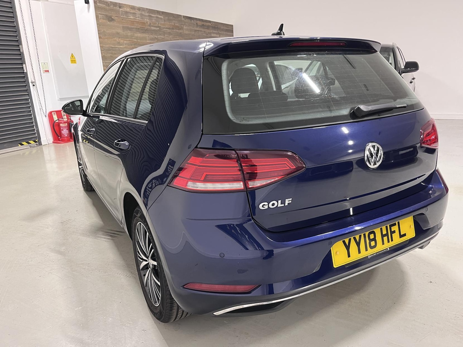 Used Volkswagen Golf 2018 for sale - 76662890: Photo 7