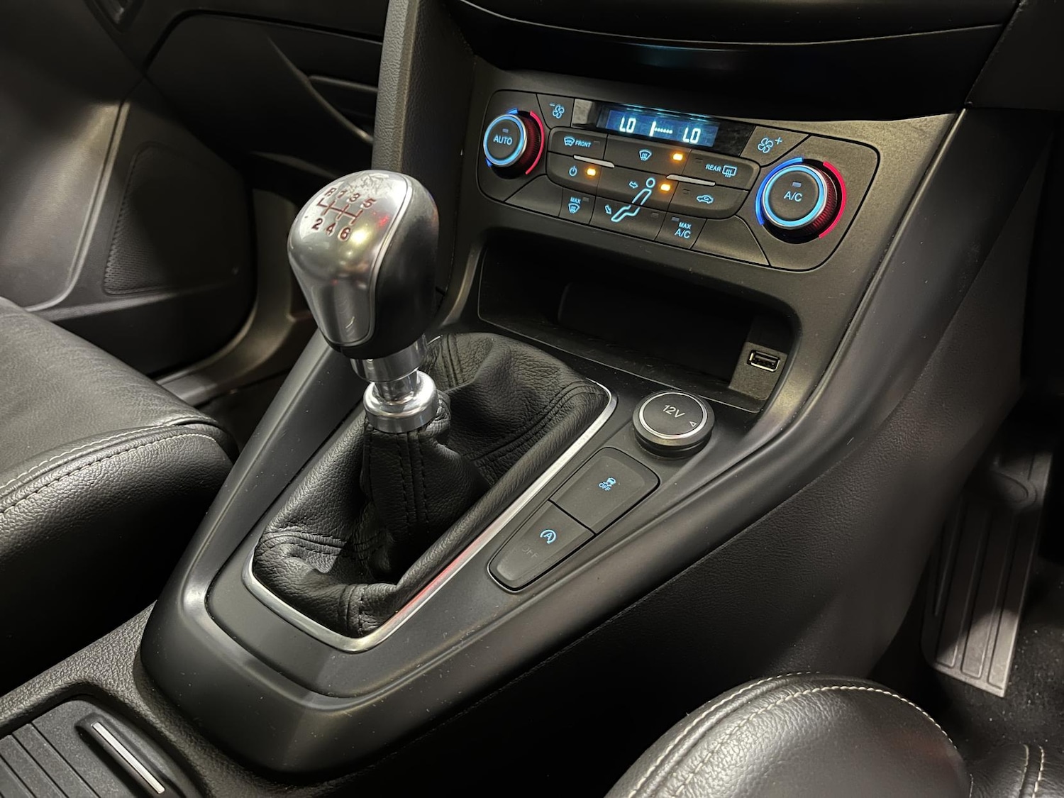 Used Ford Focus 2016 for sale - 76652947: Photo 26