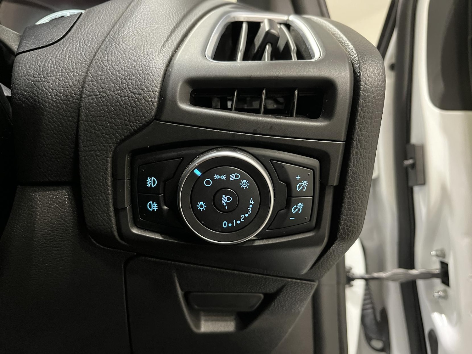 Used Ford Focus 2016 for sale - 76652947: Photo 27