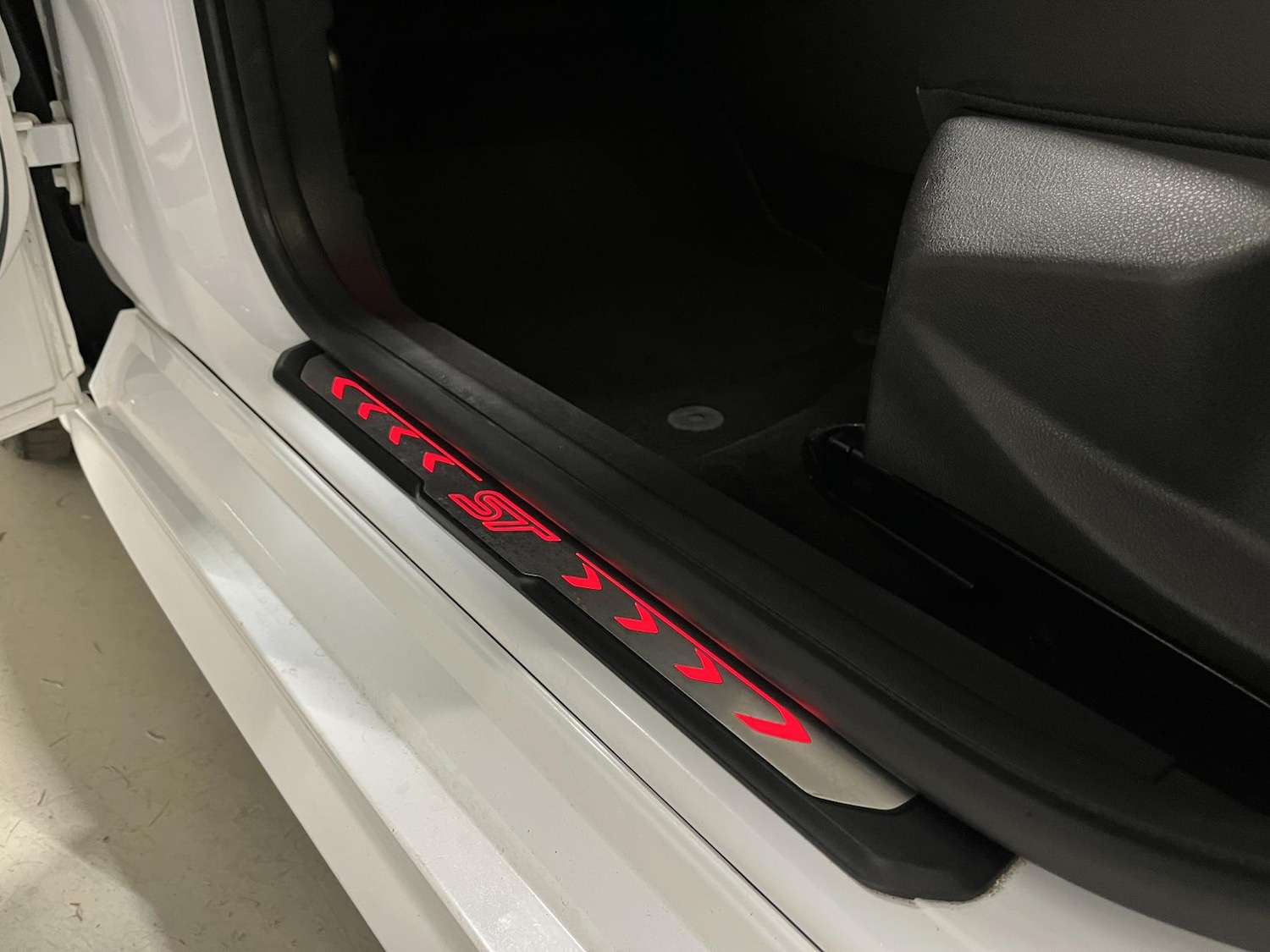 Used Ford Focus 2016 for sale - 76652947: Photo 34