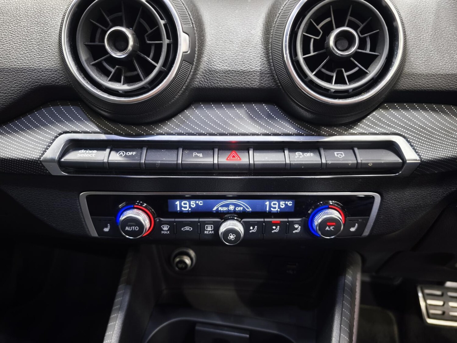 Used Audi Q2 2017 for sale - 77877863: Photo 29