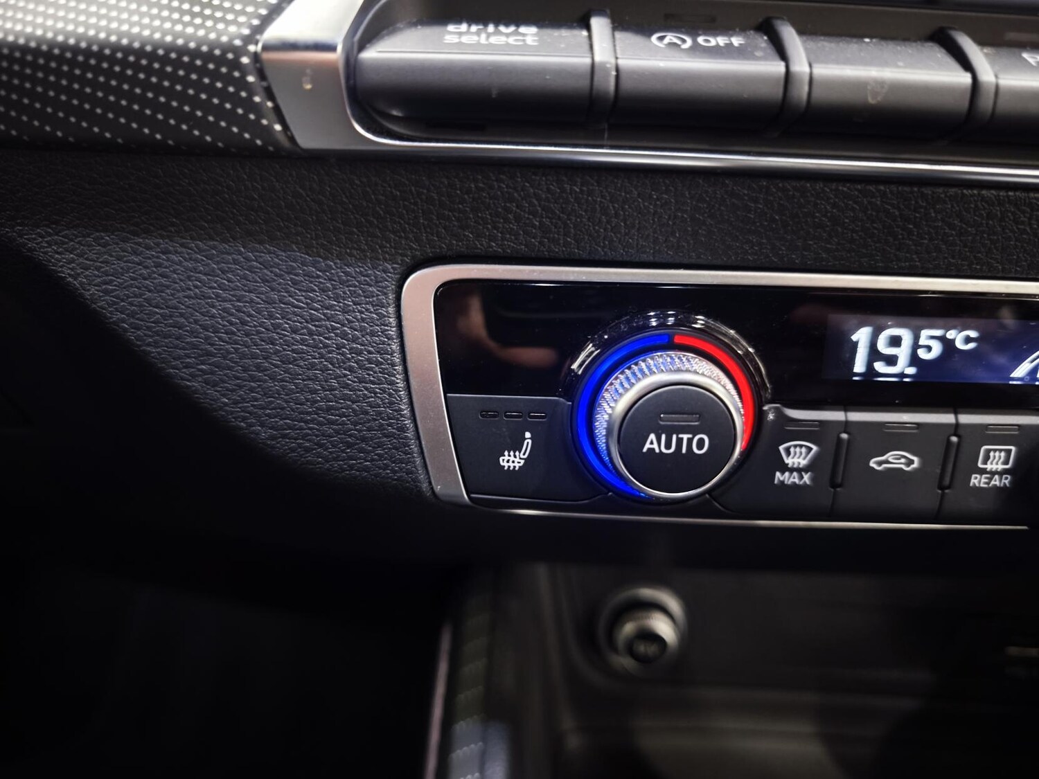 Used Audi Q2 2017 for sale - 77877863: Photo 30