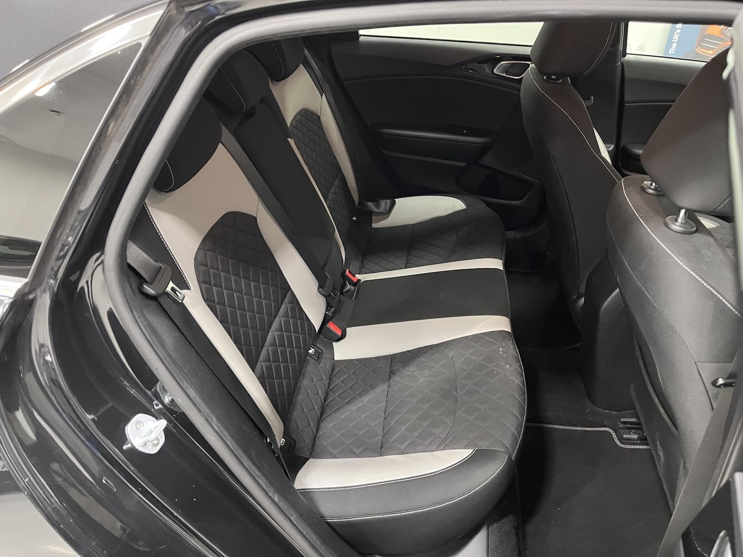 Used Kia Ceed 2019 for sale - 77687570: Photo 24