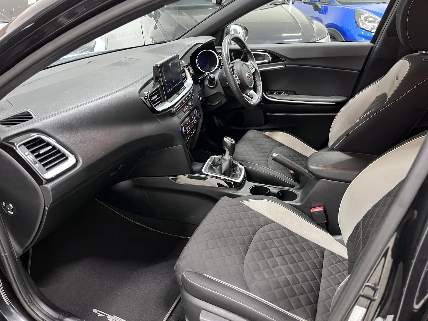 Used Kia Ceed 2019 for sale - 77687570: Photo 28