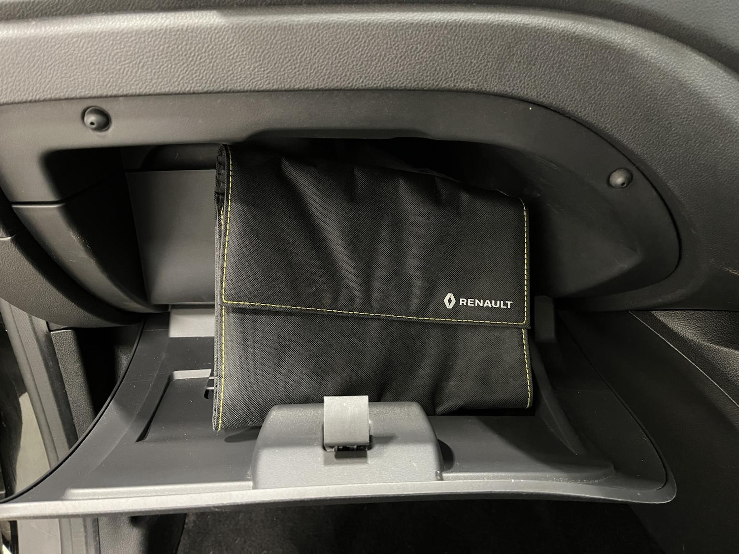 Used Renault Captur 2017 for sale - 76662893: Photo 34