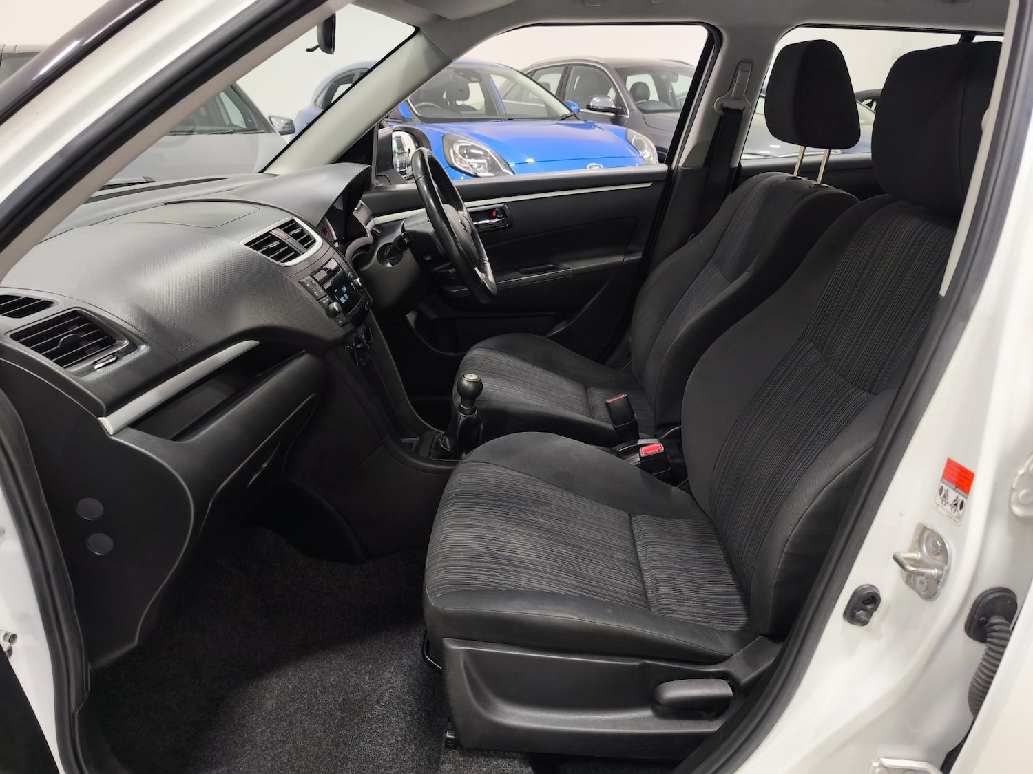 Used Suzuki Swift 2015 for sale - 77575982: Photo 23