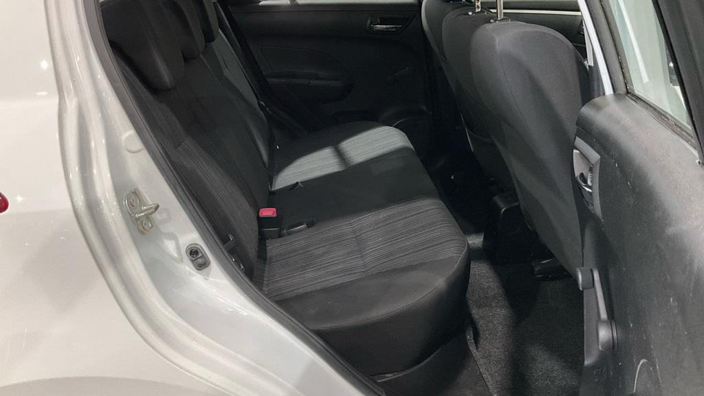 Used Suzuki Swift 2015 for sale - 77575982: Photo 8