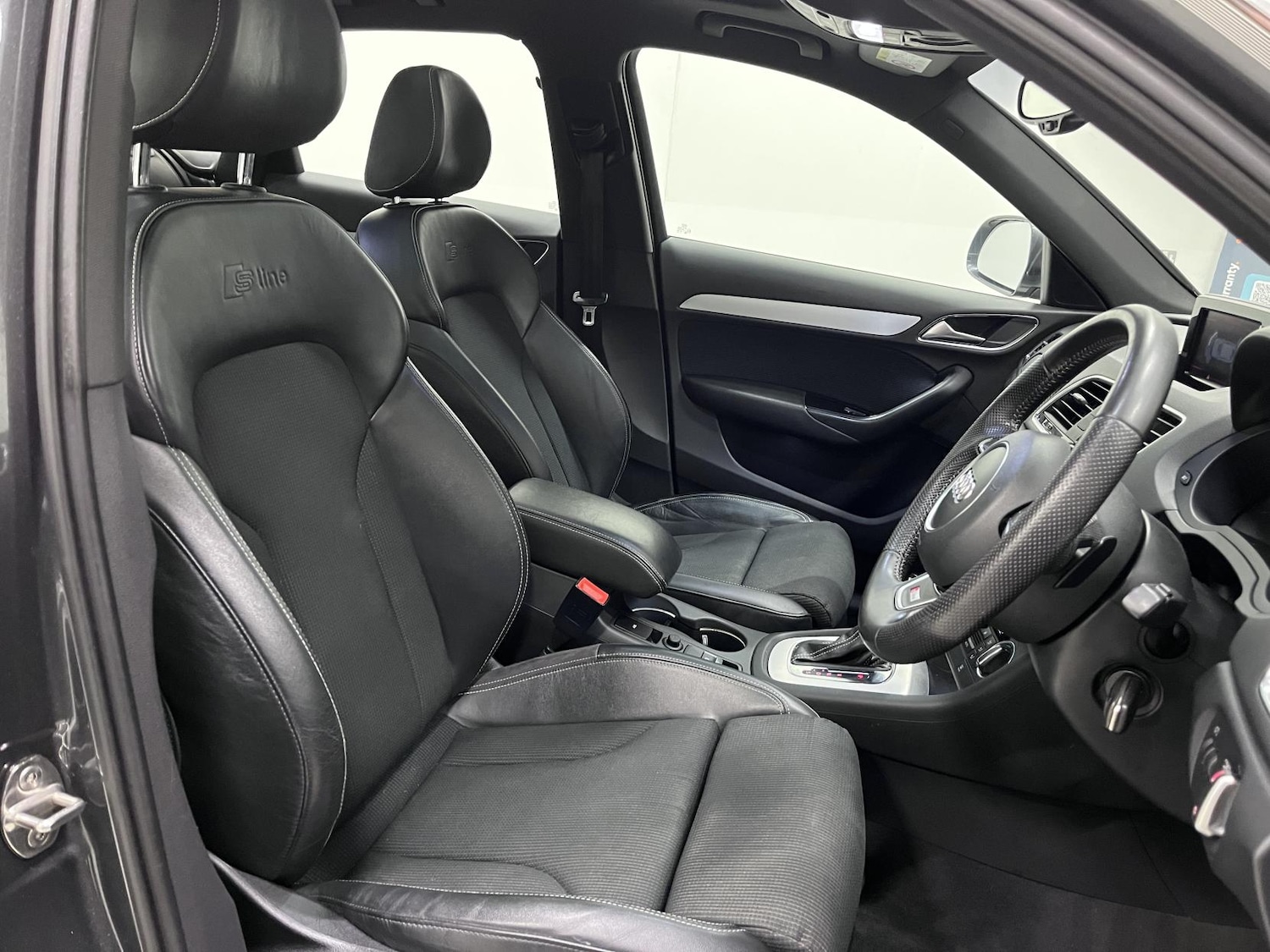 Used Audi Q3 2015 for sale - 77427555: Photo 12