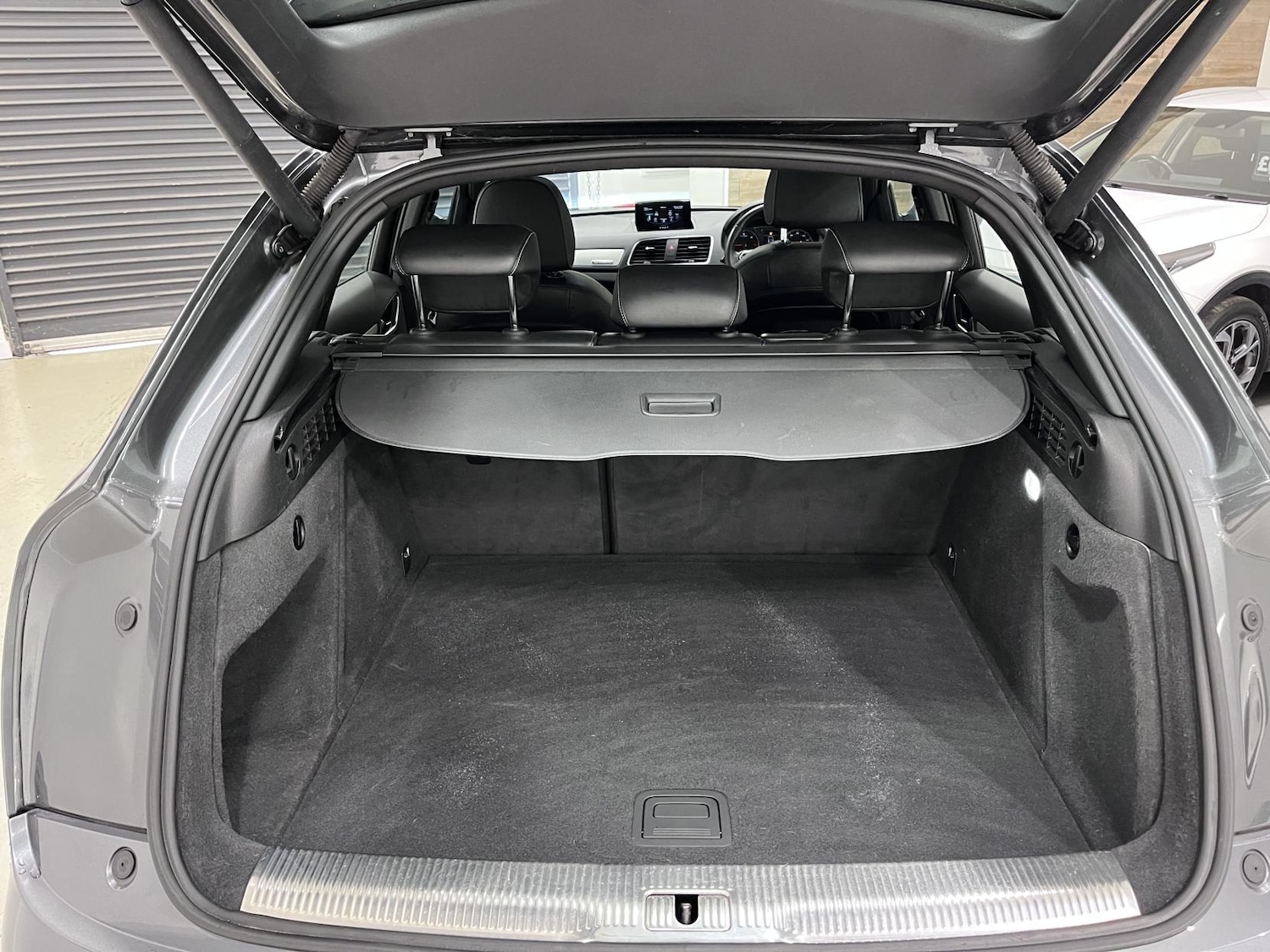 Used Audi Q3 2015 for sale - 77427555: Photo 23