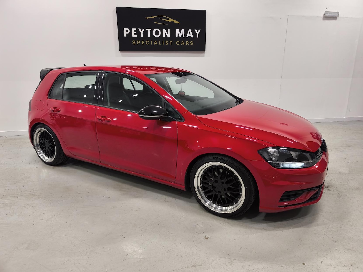 Used Volkswagen Golf 2018 for sale - 77750454: Photo 2