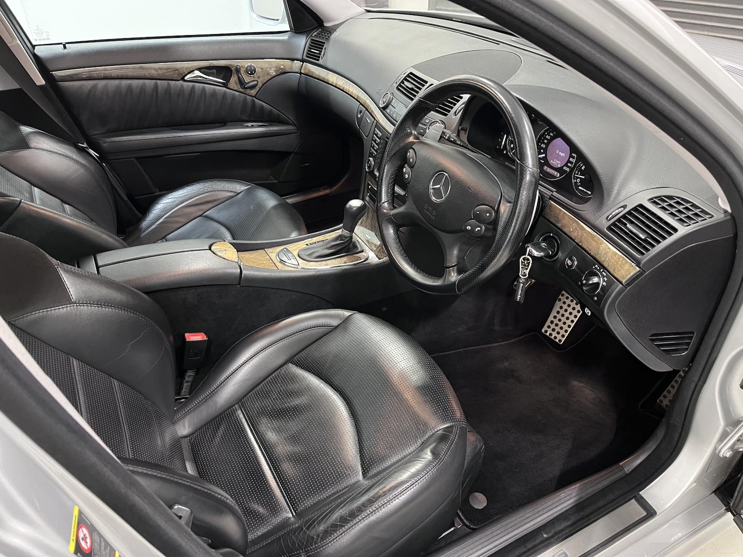 Used Mercedes-Benz E Class 2007 for sale - 77406505: Photo 18