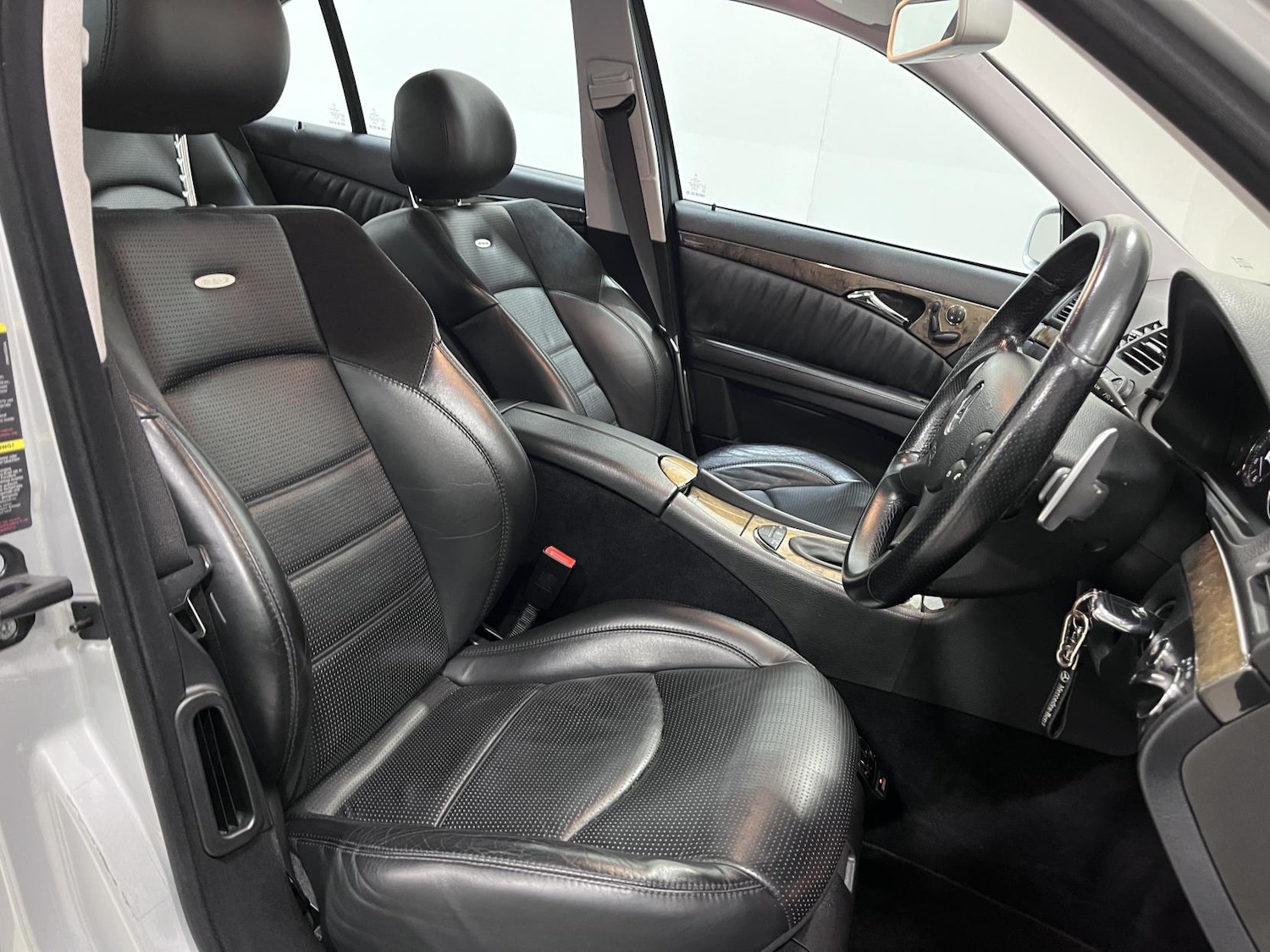 Used Mercedes-Benz E Class 2007 for sale - 77406505: Photo 19