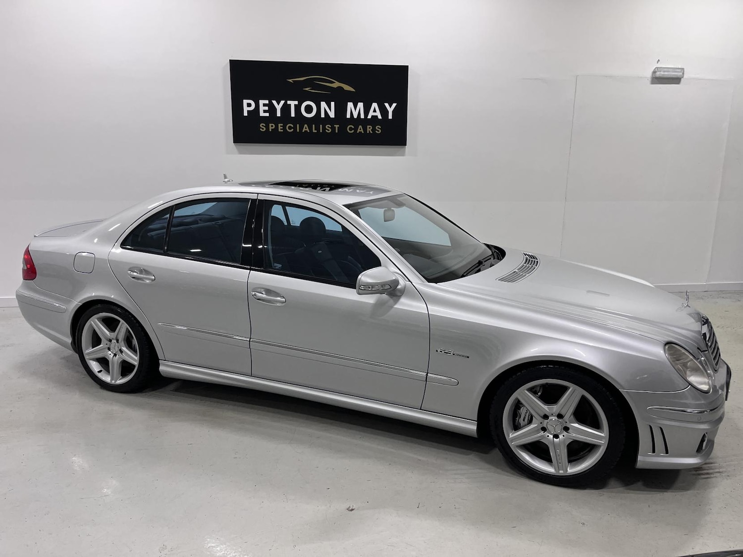 Used Mercedes-Benz E Class 2007 for sale - 77406505: Photo 2