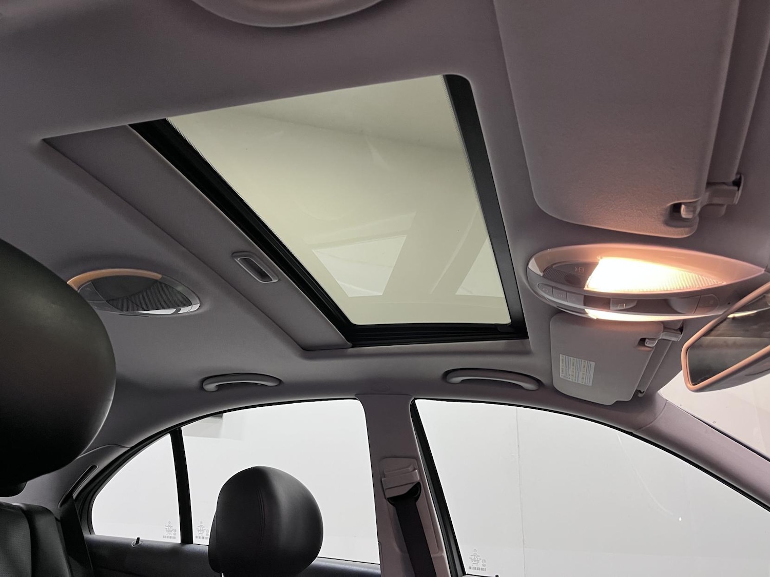 Used Mercedes-Benz E Class 2007 for sale - 77406505: Photo 25