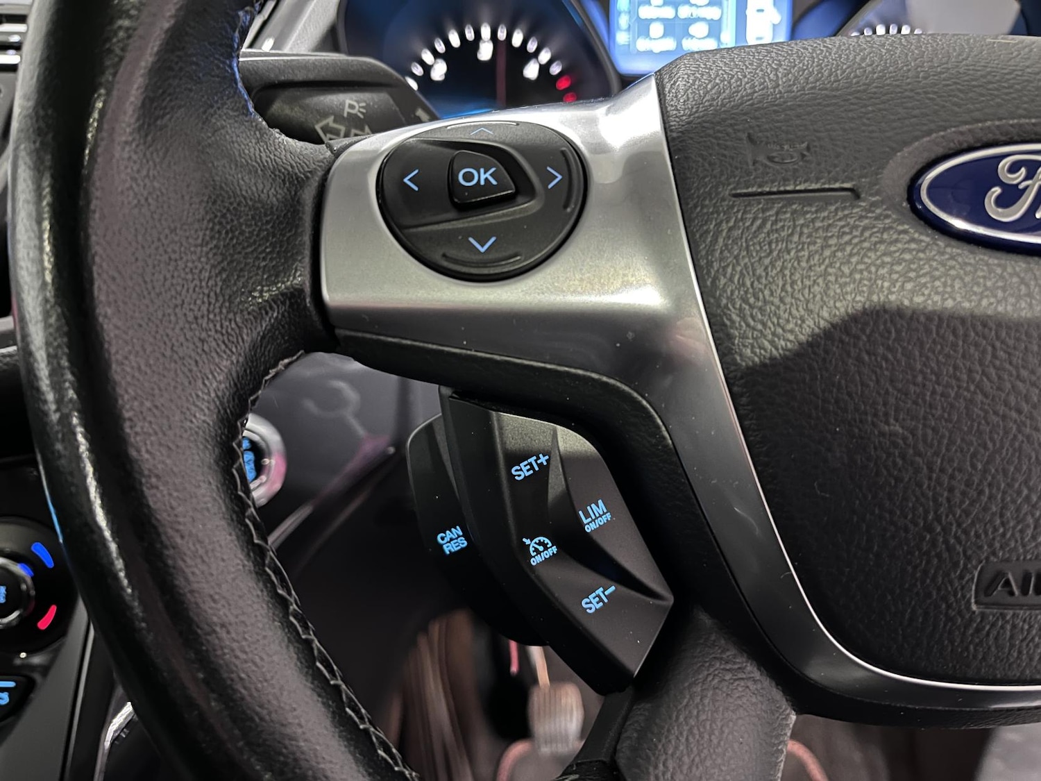 Used Ford Kuga 2015 for sale - 76908404: Photo 22