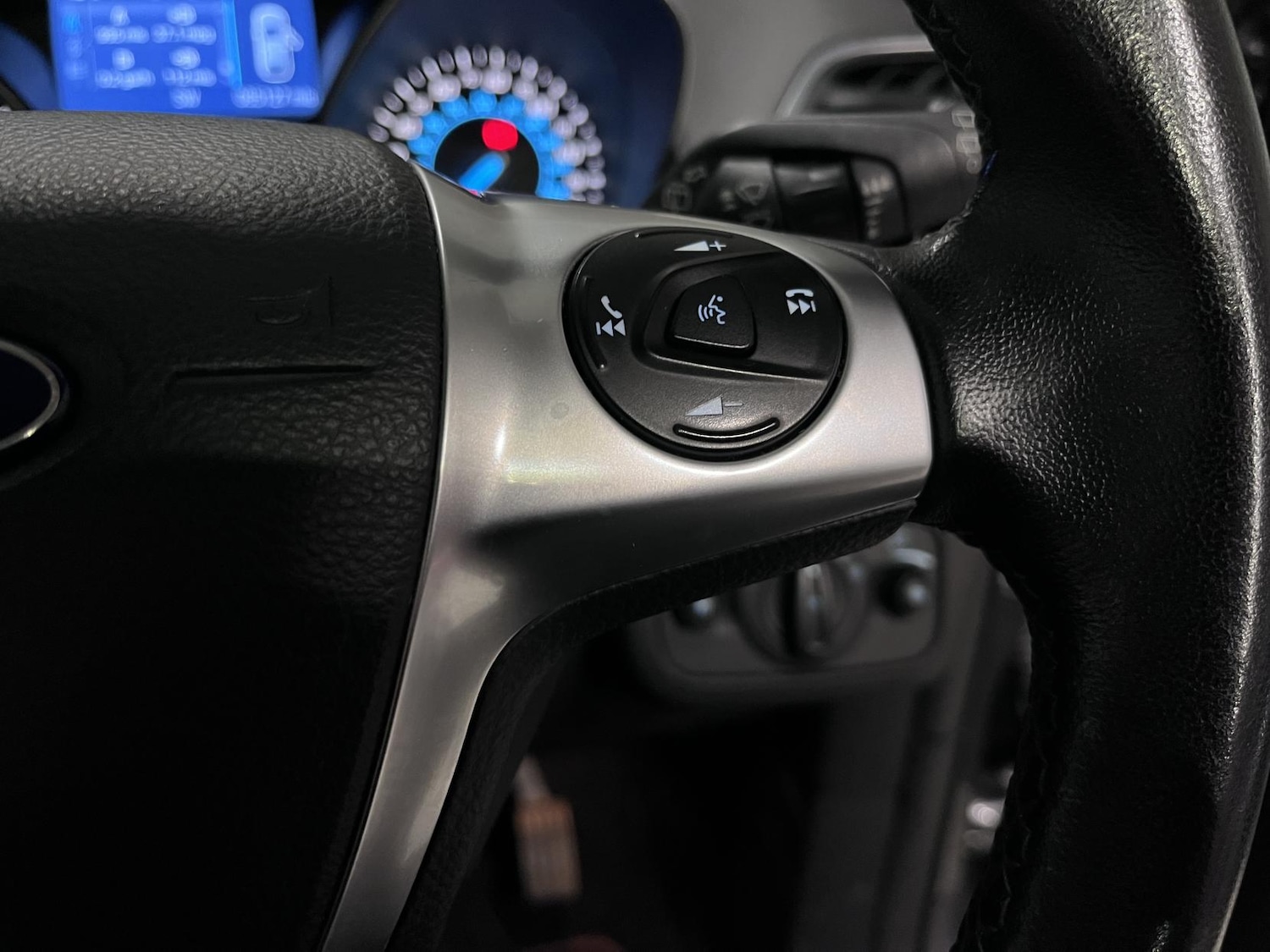 Used Ford Kuga 2015 for sale - 76908404: Photo 23