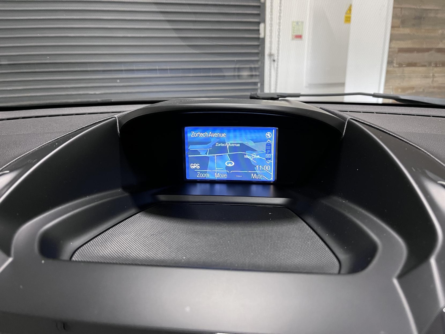 Used Ford Kuga 2015 for sale - 76908404: Photo 25