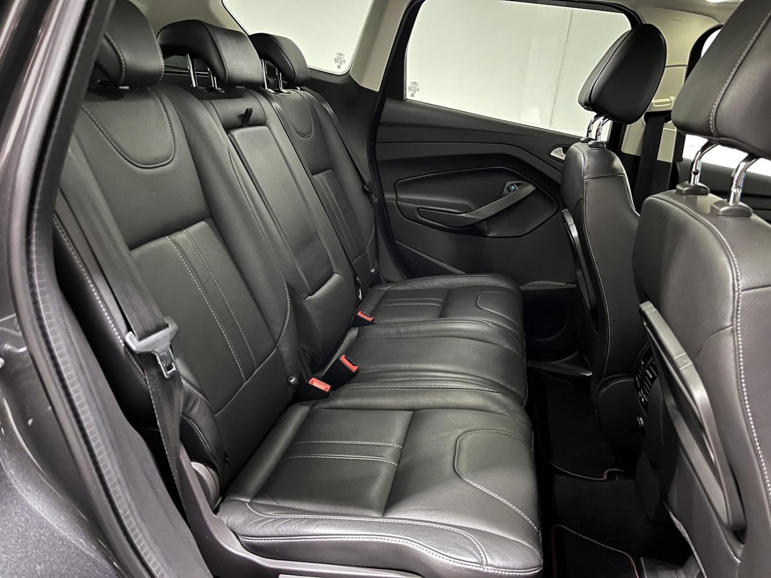 Used Ford Kuga 2015 for sale - 76908404: Photo 33