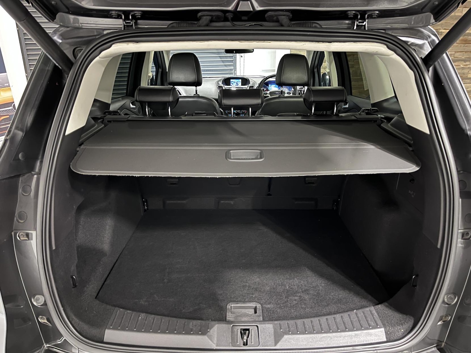 Used Ford Kuga 2015 for sale - 76908404: Photo 35