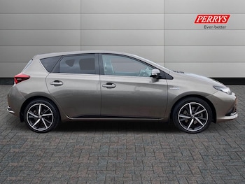 Used Toyota Auris 2018 for sale - 75555541: Photo