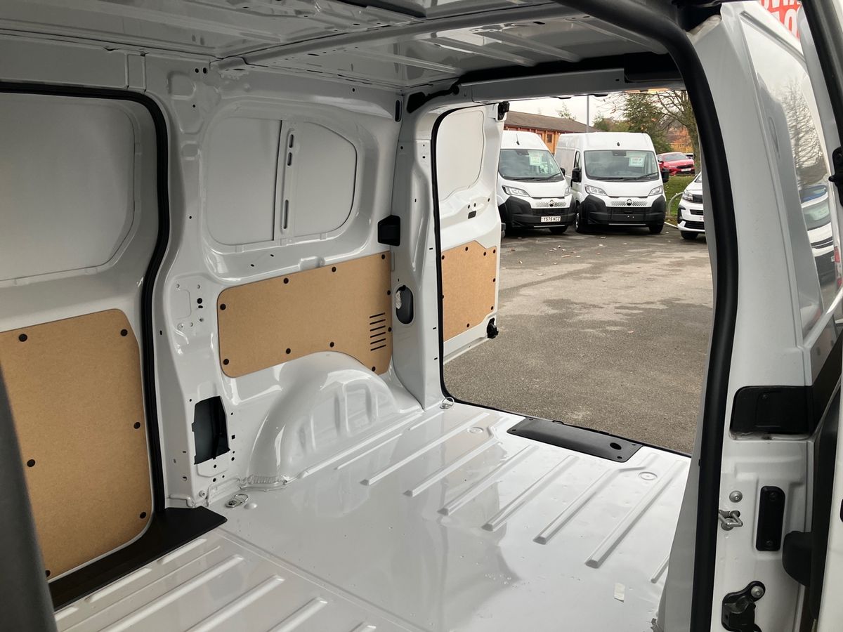 Used Citroen Dispatch 2025 for sale - 76436833: Photo 24