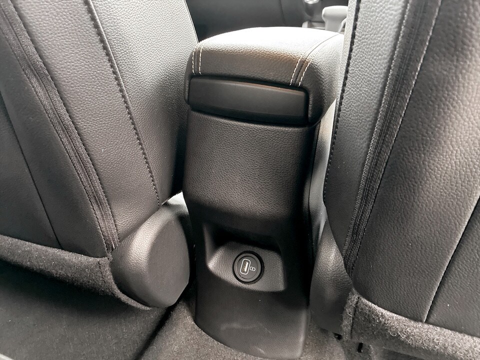 Used Kia Stonic 2024 for sale - 77562729: Photo 30