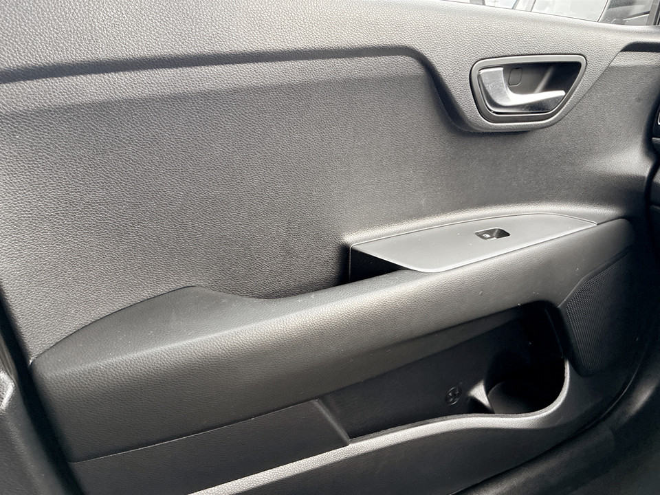 Used Kia Stonic 2024 for sale - 77562729: Photo 31