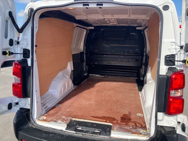 Used Vauxhall Vivaro 2022 for sale - 76090392: Photo 23