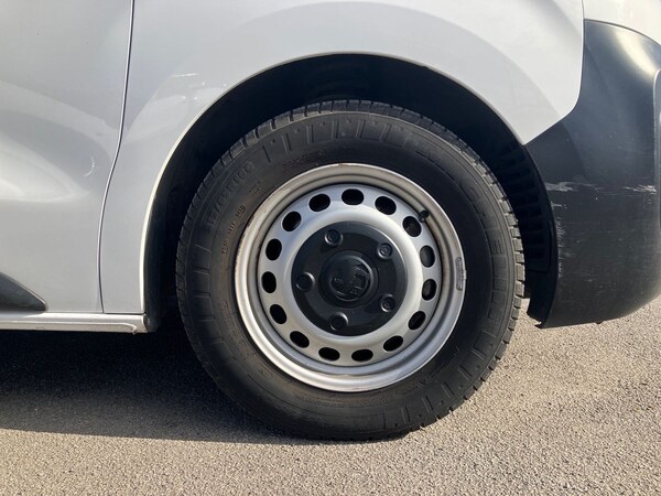 Used Vauxhall Vivaro 2022 for sale - 76090392: Photo 8