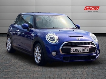 Used MINI Hatch 2019 for sale - 75496907: Photo