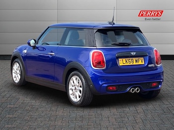 Used MINI Hatch 2019 for sale - 75496907: Photo