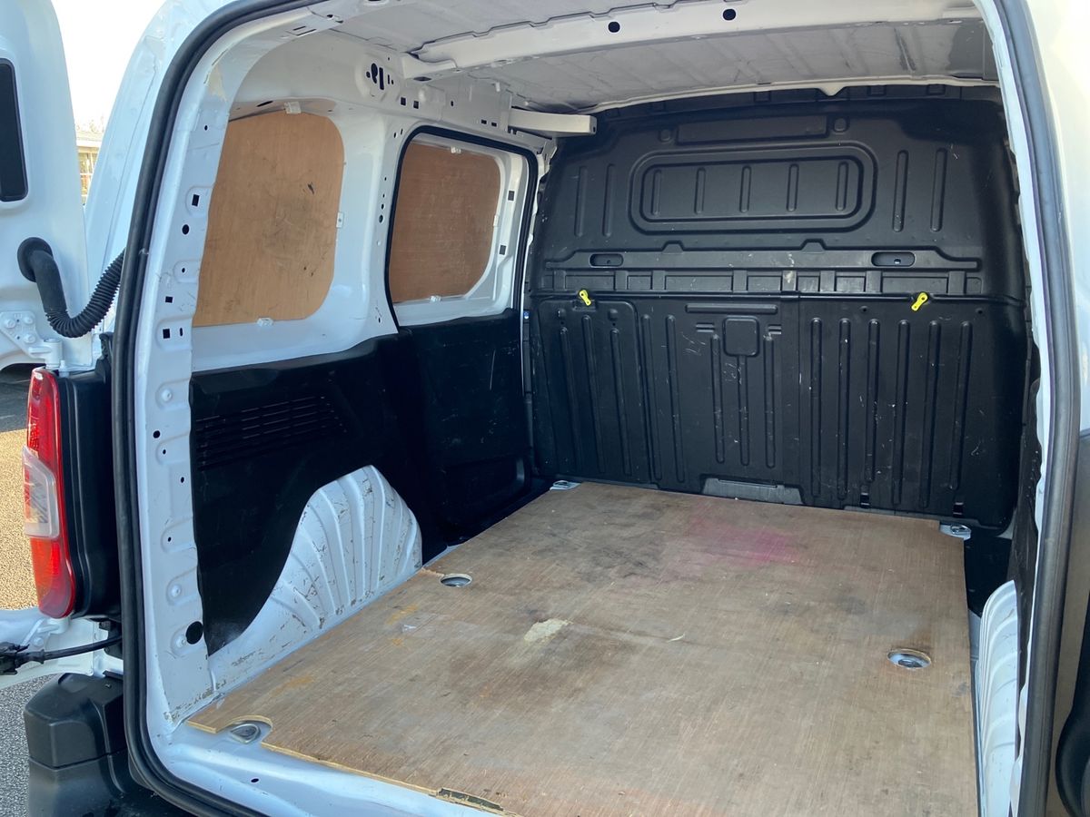 Used Peugeot Partner 2022 for sale - 76980148: Photo 17