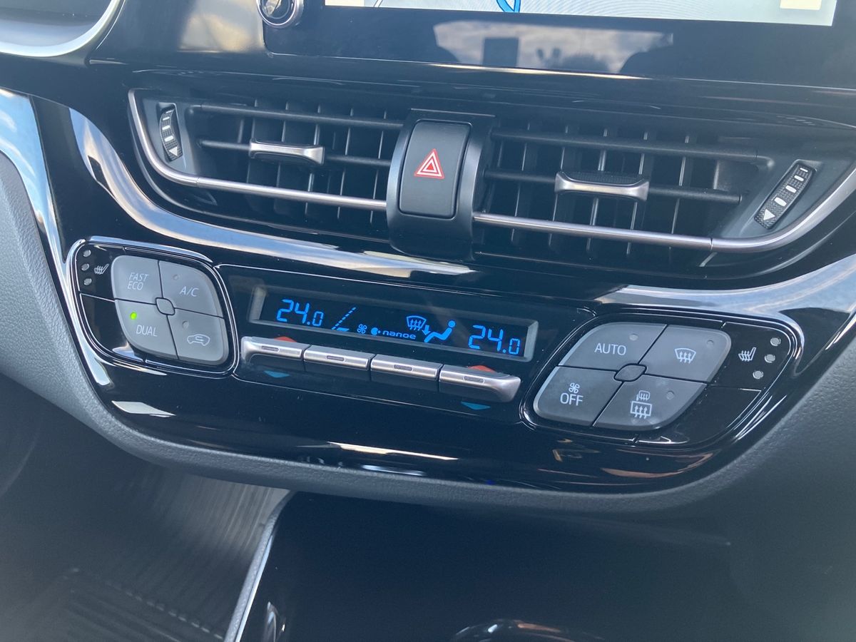 Used Toyota C-HR 2022 for sale - 76638202: Photo 12